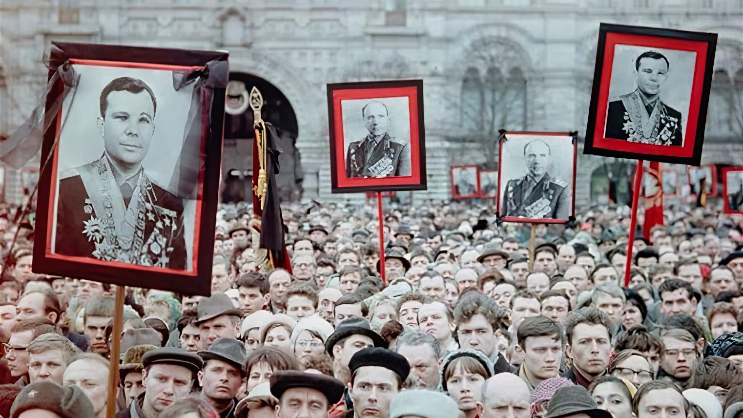 I funerali sovietici che hanno fatto storia