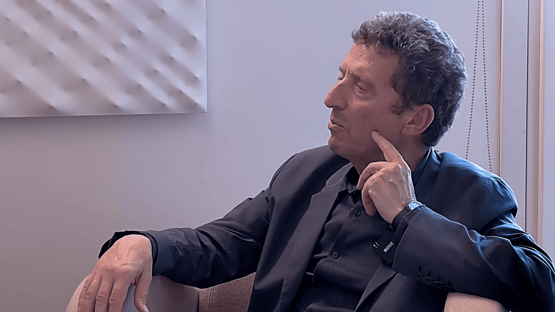 La Biennale di carta: intervista a Pietrangelo Buttafuoco